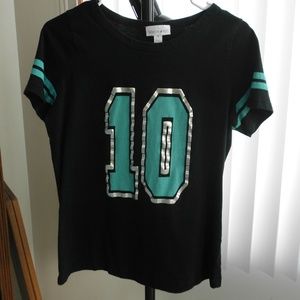 Woman's short sleeve t-shirt